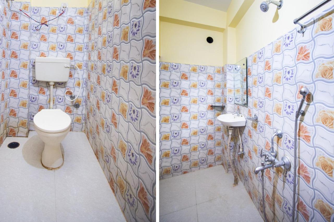 Capital O 67892 Hotel Sujata Tarapith Bagian luar foto